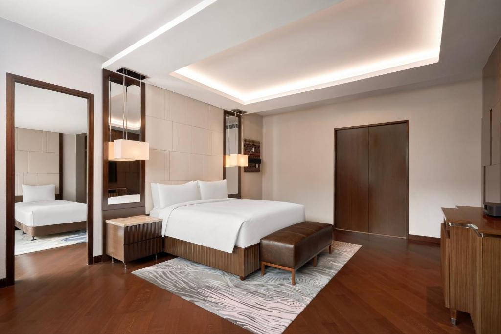 Deluxe King, Guest room, 1 King